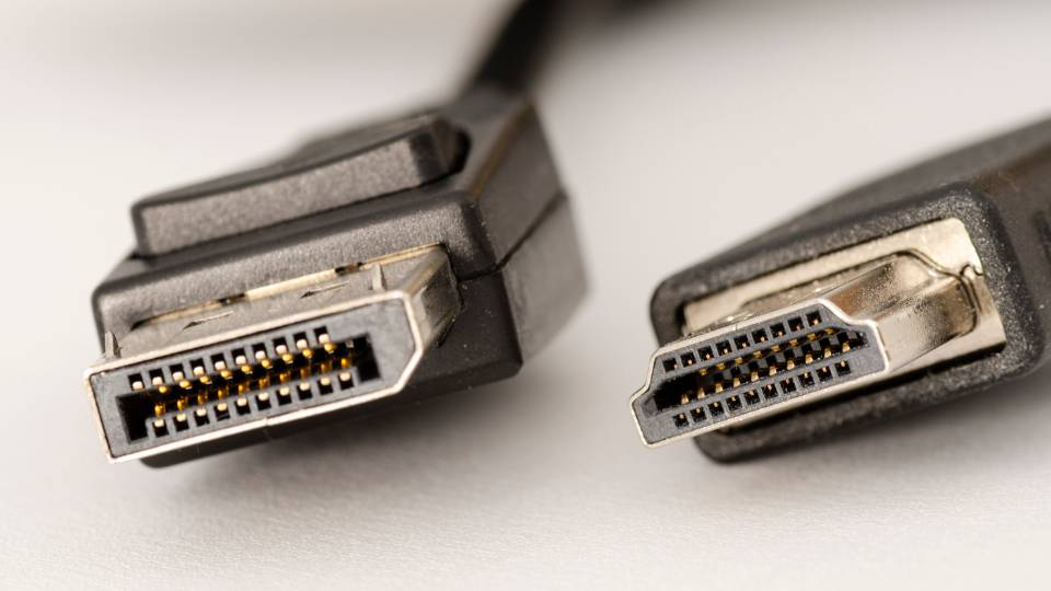 Tipos de Conectores - cabo DisplayPort 1.2 e HDMI 2.1 - Suporte Resolução 4K
