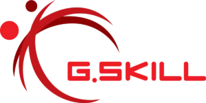 Logo da G.SKILL. O fundo é branco e está escrito "G.SKILL" em caixa-alta, letras vermelhas, com uma grande carinha que parece um emoji de bigodes do lado esquerdo, cujas pontas do bigode envolvem as duas primeiras letras do nome da marca.